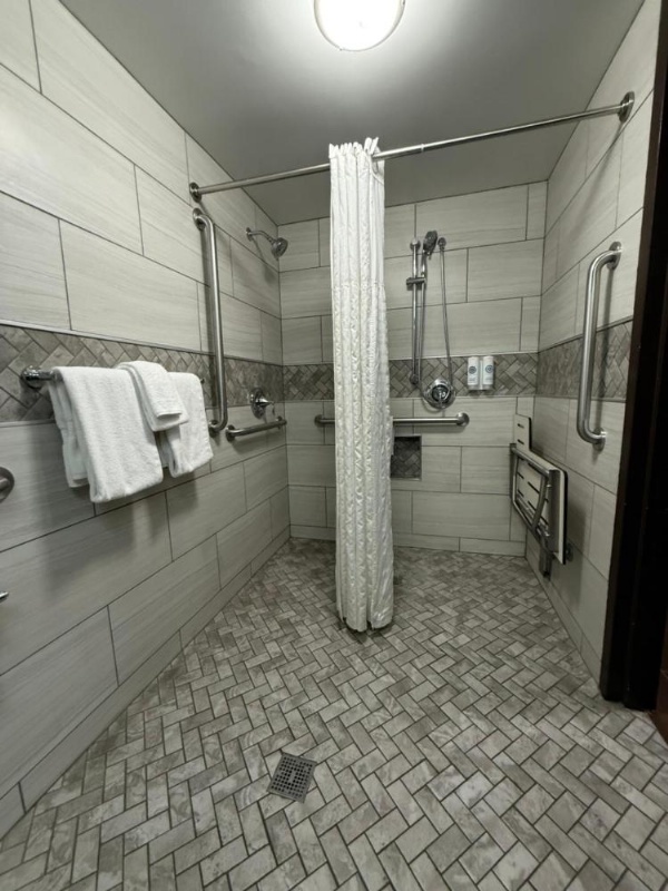 Comfort Inn Binghamton I-81 image 33